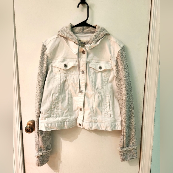 Mudd Jackets & Blazers - Juniors cropped jean jacket